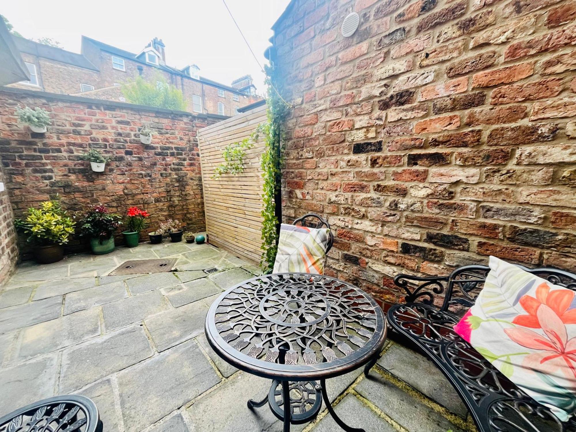 Bootham Apartment 32 - Free Parking - Five Minute Walk To York Minster Eksteriør bilde